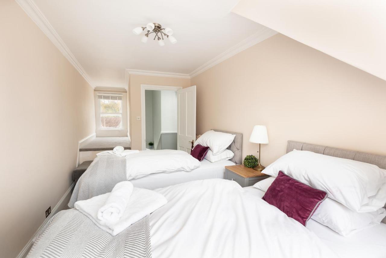 5 Bedroom Magnificent Georgian Townhouse- City Centre Bath Esterno foto